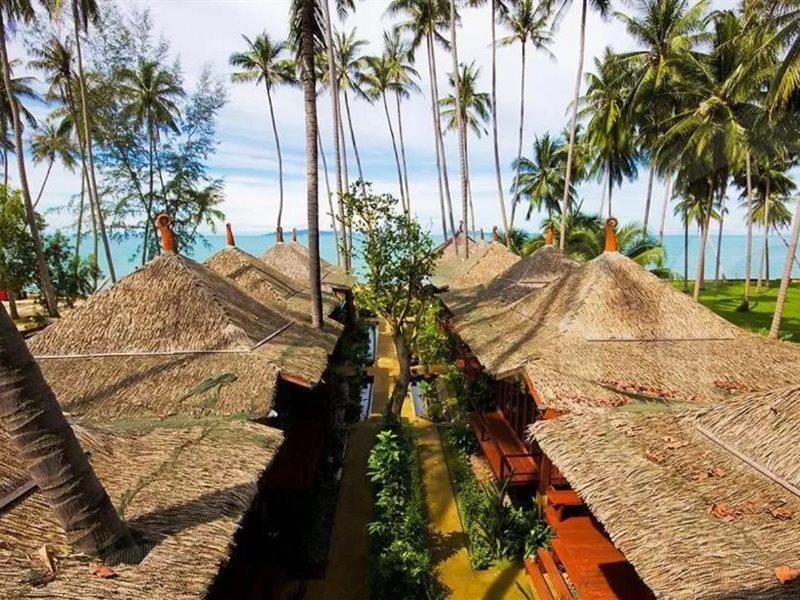 Lipa Bay Station touristique 3*